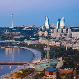 إيشيري شاهر ونظامي باكو .. إليك أهم الأماكن السياحية فى باكو عاصمة أذربيجان